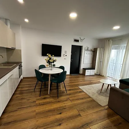 Mlr Apartment *